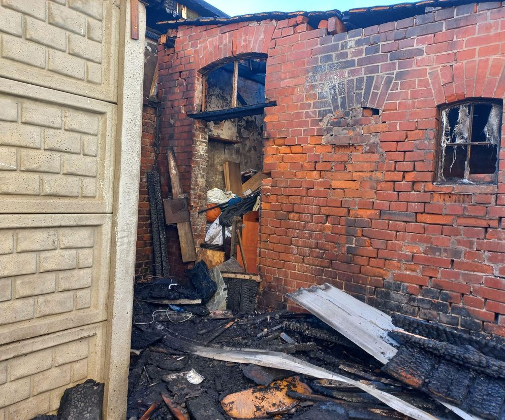 Nocny pożar na Sienkiewicza w Lesznie. Możliwe, że to było podpalenie