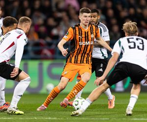Legia - Szachtar: transparent kibiców