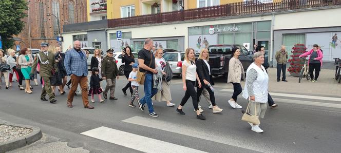 Nadanie sztandaru dla 16 WOG