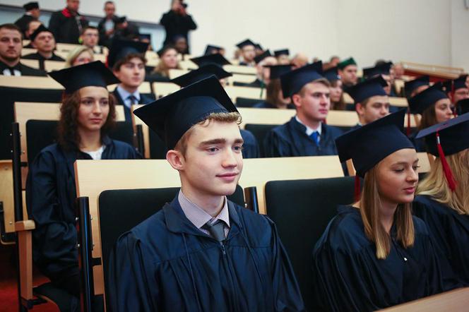 Rozpoczęcie roku akademickiego 2018/19. Kiedy studenci wracają na uczelnię? 