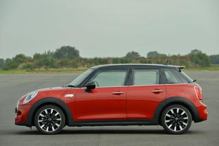 Mini Cooper 5D 2015