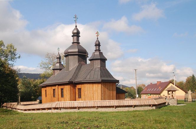 To słynna wieś w Małopolsce. Według legendy zbudowali ją kamieniarze