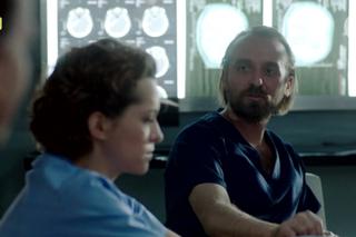 Lekarze 4 sezon odcinek 3 (odc. 42). Michał Karkoszka (Wojciech Mecwaldowski), Basia (Aleksandra Hamkało)