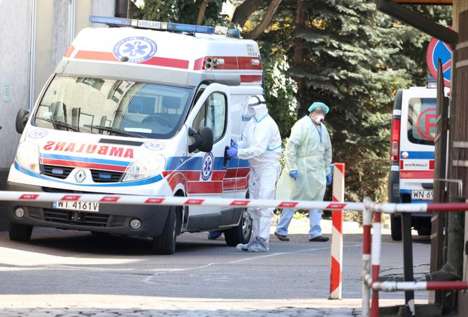 Awantura o zmarłych w Warszawie