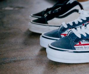 OTW by Vans i Shoyoroll debiutują z dwoma stylami Old Skool 36
