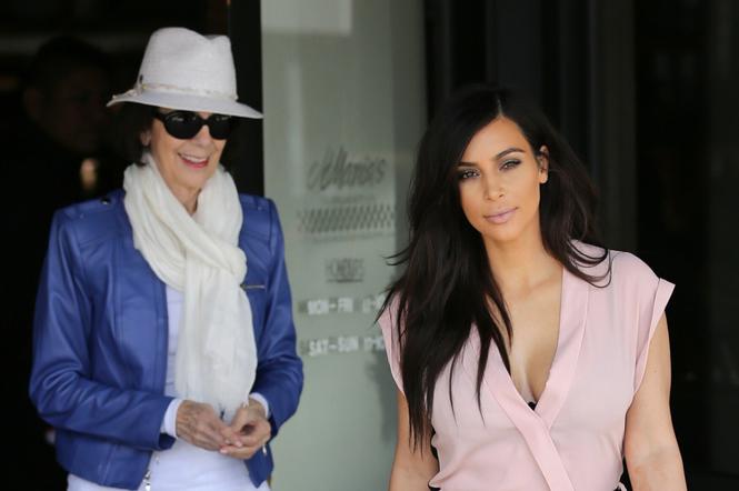Kim Kardashian z babcią