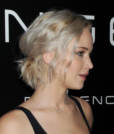 Jennifer Lawrence w białych włosach