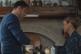 	M jak miłość odc. 1858. Dima (Michaił Pszeniczny), Julia (Marta Chodorowska) - dom w Grabinie