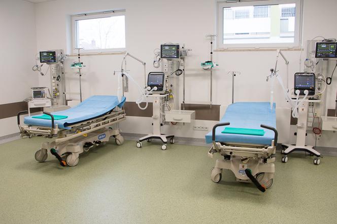 Szpital powiatowy w Łapach. W placówce otwarto nową część zabiegową [ZDJĘCIA]
