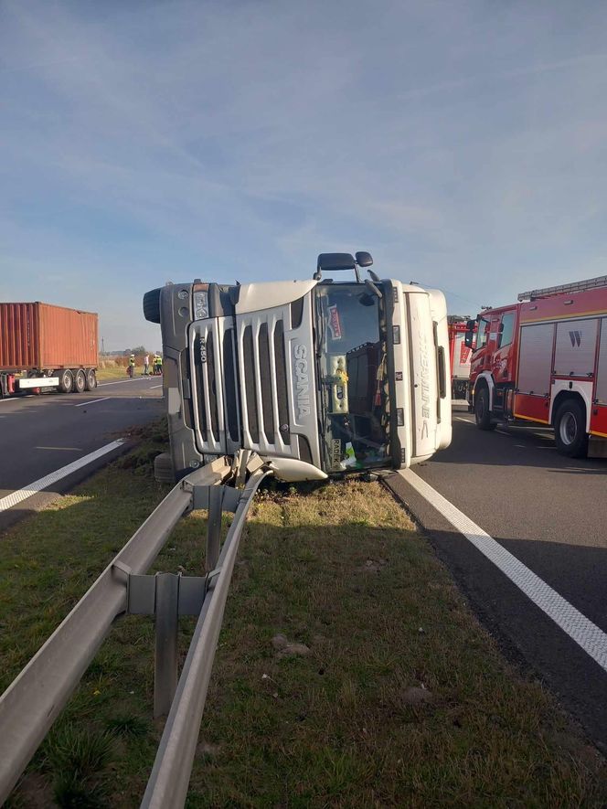 Tragiczny wypadek na S5 pod Poznaniem! Nie żyje 22-latek 