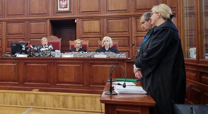 "Krwawy Tulipan" skazany. Morderca nie pojawił się w sądzie 