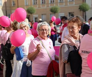 W centrum Lublina królował róż! Przez miasto przeszedł Marsz Różowej Wstążki