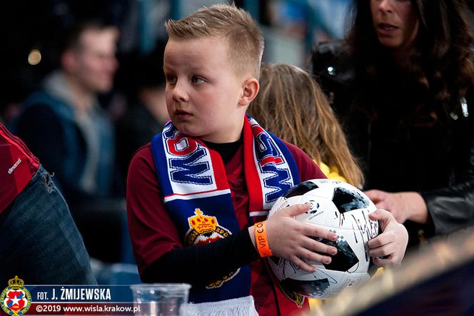 Tak bawili się kibice Wisły Kraków na Derbach Krakowa!