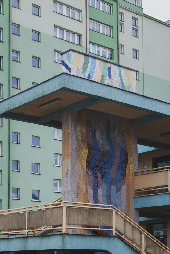 Mozaiki z PRL-u w Tychach - zdjęcia. Gdzie je znaleźć?