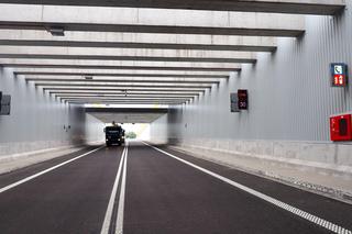 Tunelem w Świnoujściu przejechało już 4 mln pojazdów. Do 30 czerwca szacuje się, że będzie to 4,5 mln.