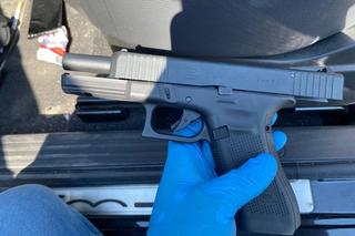 Sceny grozy na wielkopolskich drogach. 37-latek strzelał z jadacego samochodu! Wpadł pod Szczecinem