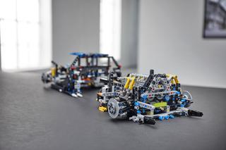 Bugatti Chiron z klocków LEGO