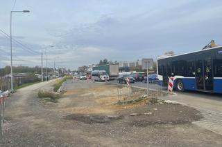 Gigantyczne utrudnienia na północy Krakowa. Kierowcy mają dość