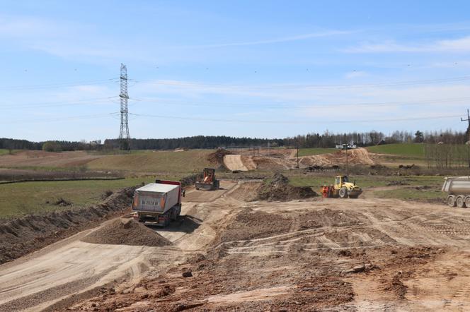 Niezwykłe odkrycie. Budując drogę, trafili na poniemieckie bunkry