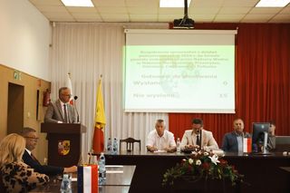 Powiat makowski ma... nowego króla. Radni intronizowali Jezusa. Zawierzamy mu nasze codzienne sprawy