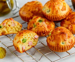 Wytrawne muffiny z parówkami i groszkiem - imprezowa przekąska last minute!