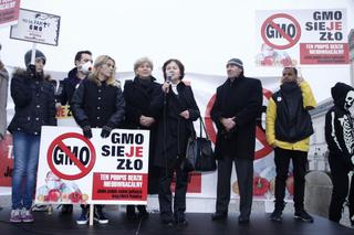 Zmutowana DODA protestuje przeciw GMO: GMO TO JAWNE LUDOBÓJSTWO!