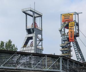 Przywiązali się do szybu kopalni Bielszowice. PGG: to zagrożenie dla życia i zdrowia wielu osób