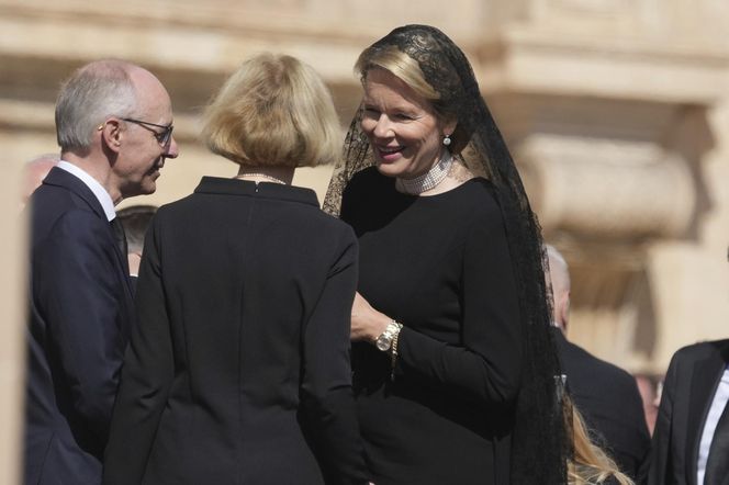 Głowy państw żegnają papieża Franciszka. Do Watykanu zjechali najważniejsi