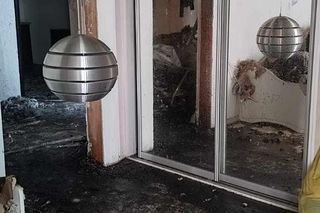 Obudził nas huk, zobaczyłem, że sufit się świeci, było jak w filmie science fiction. Strażak powiedział, że to cud, że żyjemy