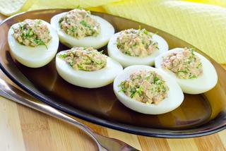 Jajka faszerowane makrelą - przepis diety Dukana, wysokobiałkowy