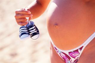 Sesja ciążowa na plaży
