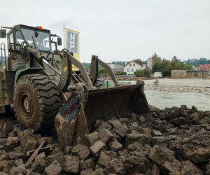 Głuchołazy. Zniszczenia po powodzi 