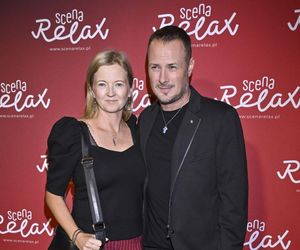 Paweł Małaszyński pojawił się z żoną na premierze. To rzadki widok! Znają się od dzieciństwa