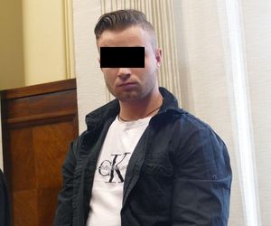 Wypchnął ukochaną przez okno, bo nie chciała do niego wrócić. „Ola sama skoczyła”