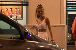 Adam Zdrójkowski z 16-sto letnią modelką Vanessą Rojewską na randce