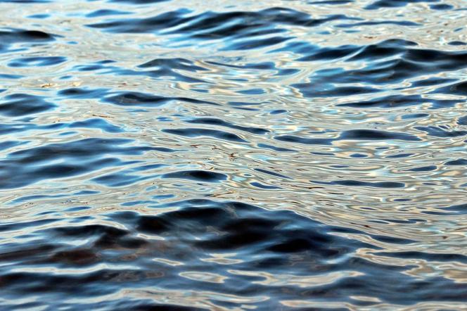 Tragiczna niedziela na Pomorzu. Z jeziora wyłowiono ciało 21-latka