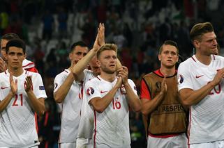 Reprezentacja Polski SPADŁA o jedno miejsce w rankingu FIFA
