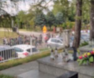 Pogrzeb najmłodszego uczestnika wypadku na Moście Dębnickim. Czy warto było tak ryzykować?