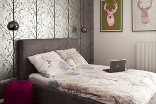 Sypialnia w stylu nowoczesnym z motywem lasu