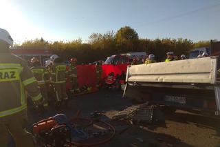 Załuski: Tragedia na DK7. Nie żyją dwie osoby, a kilka jest rannych 