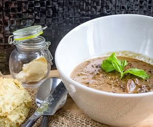 Zupa grzybowa z maślaków. Zrób z nami pyszną sezonową zupę