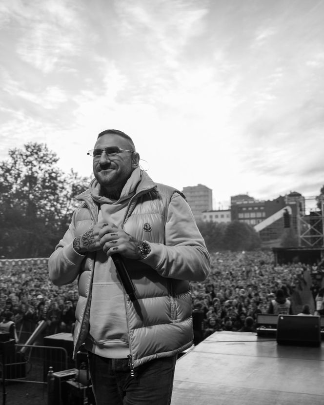 Uwaga, wrócił Kierownik! KIZO zagra 7 koncertów