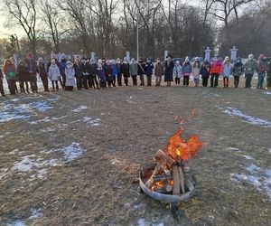 Siedleccy harcerze uczcili DMB grą terenową i wspólnym apelem przy ognisku