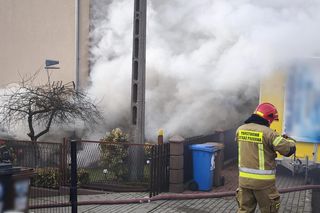 Potężny wybuch wstrząsnął spokojną ulicą Kwiatową w Chełmnie. Rodzice próbowali ratować syna