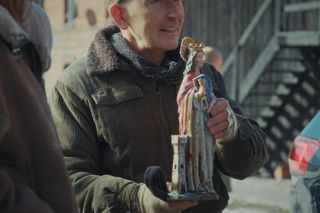 M jak miłość, odcinek 1867. Kama (Michalina Sosna), złodziej (Ryszard Kluge), Marcin (Mikołaj Roznerski)