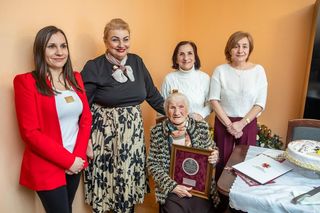 Życie pani Anieli jest naznaczone wojennymi traumami! Teraz skończyła 100 lat i wspomina młodość