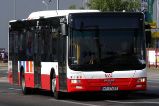 Koronawirus. W autobusach w Radomiu wyłączone przyciski, brak biletów u kierowców i wygrodzone przestrzenie!