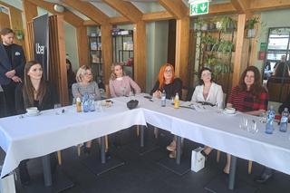 Krakowskie kierowczynie opowiedziały o pracy na taksówce