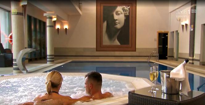 Ilona i Adrian w jacuzzi