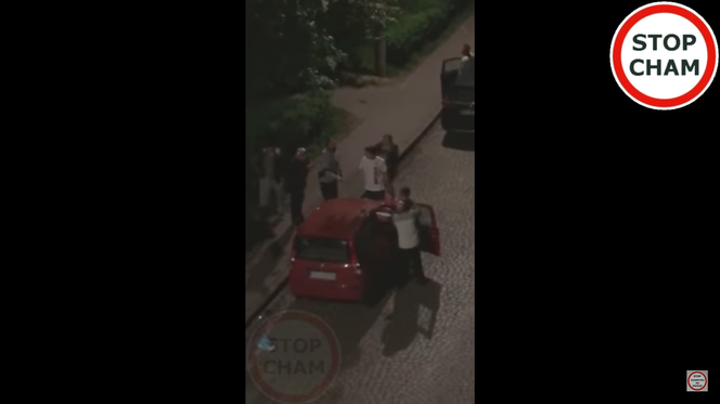 Wielka AWANTURA! Szarpanina, próba rozjechania ludzi i ucieczka